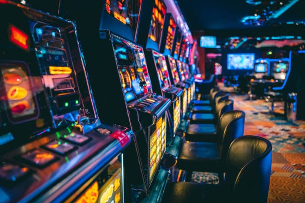 Recently Played menu showing Liga 1 matches, MotoGP races, and live casino tables on boga88
